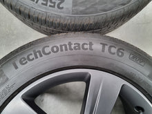 Load image into Gallery viewer, Genuine Range Rover Velar J8A2 19 Inch Wheels and Tyres Set of 4