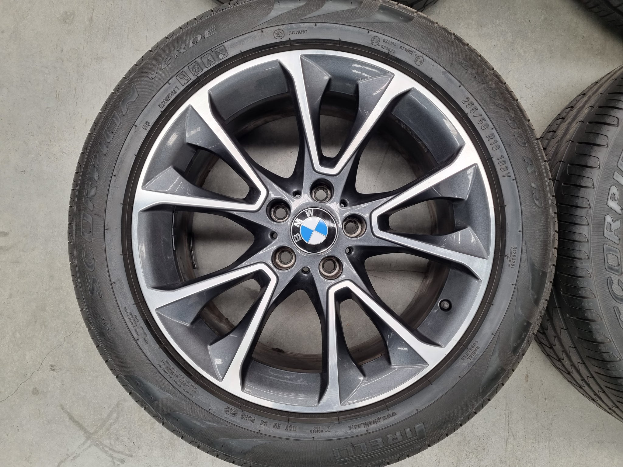 Load image into Gallery viewer, Genuine BMW X5 F15 Style 449 Grey 19 Inch Wheels and Tyres Set of 4