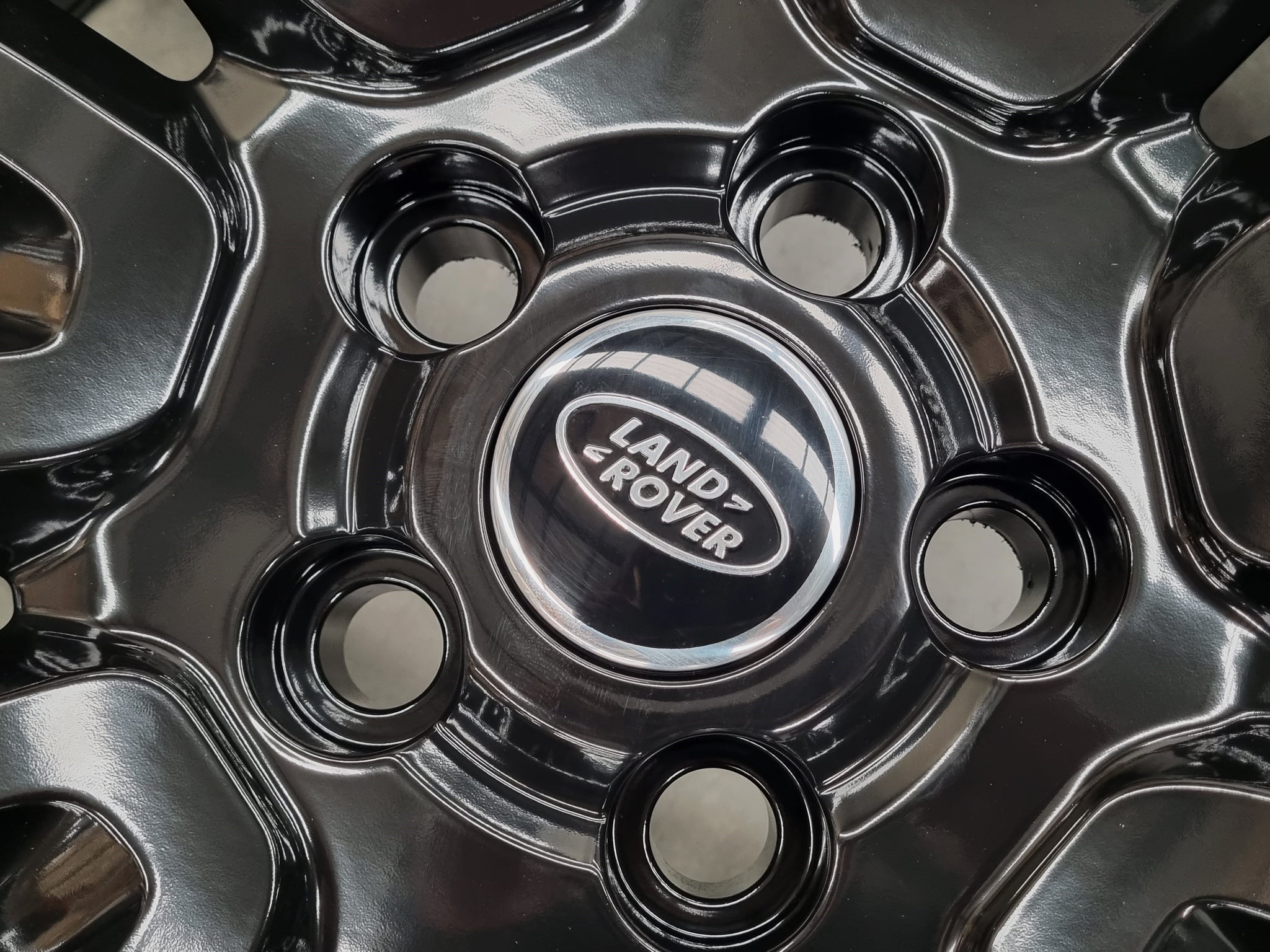 Load image into Gallery viewer, Genuine Range Rover Vogue Turbine Black 22 Inch Alloy Wheels Set of 4