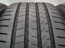 Load image into Gallery viewer, Genuine Porsche Macan 2022 Model 19 Inch Wheels and Tyres Set of 4