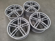 Load image into Gallery viewer, Genuine Porsche Macan S 19 Inch Alloy Wheels Set of 4