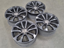 Load image into Gallery viewer, Genuine AUDI 18x8 ET39 5/112 025BM Wheels Set of 4