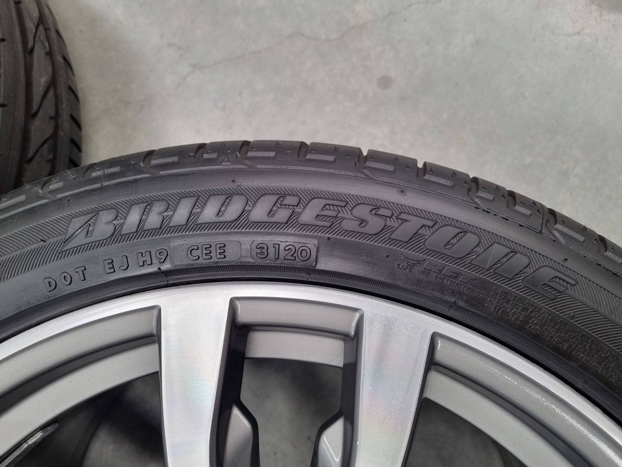 Load image into Gallery viewer, Genuine BMW X5 F15 Style 469M Sport 20 Inch Wheels and Tyres Set of 4
