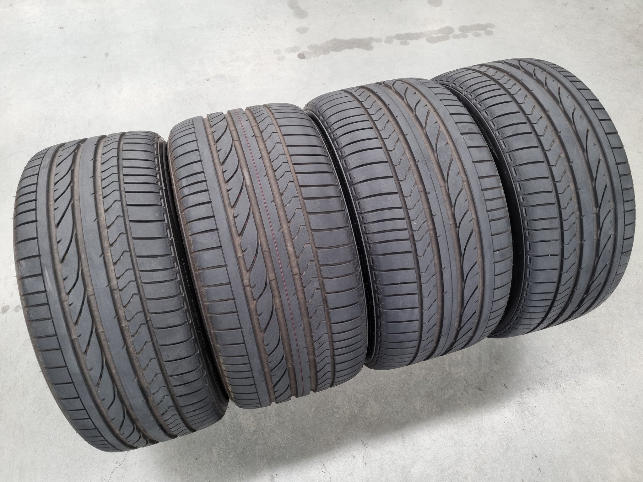 Load image into Gallery viewer, Genuine BMW X5 F15 Style 469M Sport 20 Inch Wheels and Tyres Set of 4