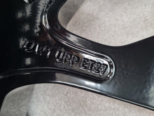 Load image into Gallery viewer, Genuine Porsche Macan 2021 Model 21 Inch Black Spyder Wheels Set of 4