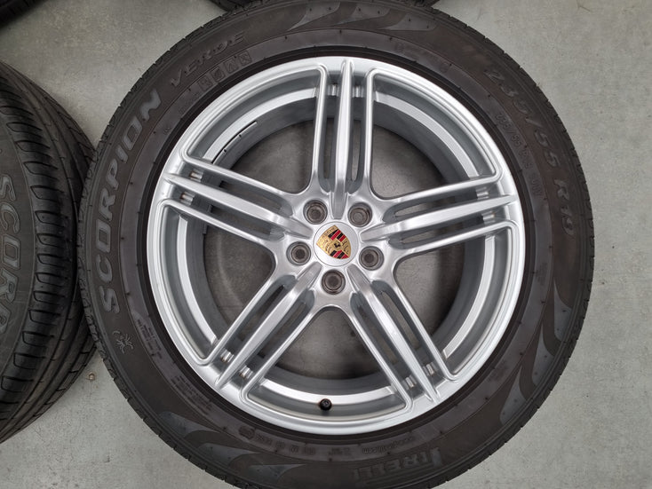 Load image into Gallery viewer, Genuine Porsche Macan 2021 Model 19 Inch Wheels and Tyres Set of 4