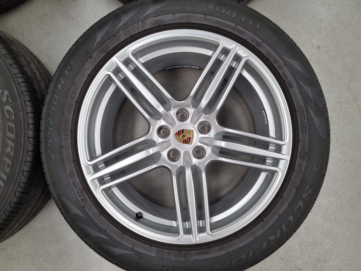 Load image into Gallery viewer, Genuine Porsche Macan 2021 Model 19 Inch Wheels and Tyres Set of 4