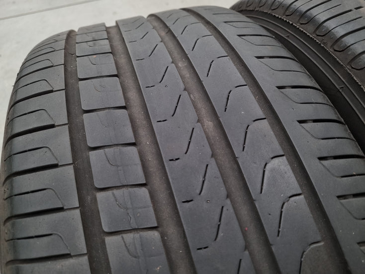 Load image into Gallery viewer, Genuine Porsche Macan 2021 Model 19 Inch Wheels and Tyres Set of 4