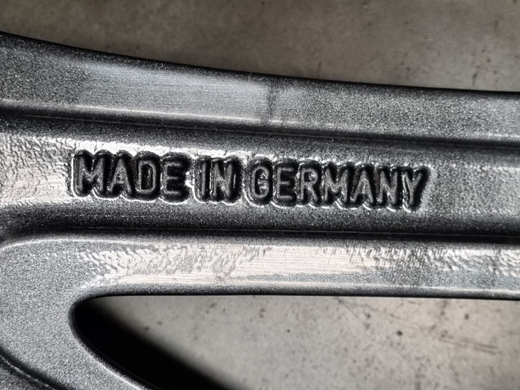 Load image into Gallery viewer, Genuine AUDI Q8 SQ8 21 Inch Wheels and Tyres Set of 4