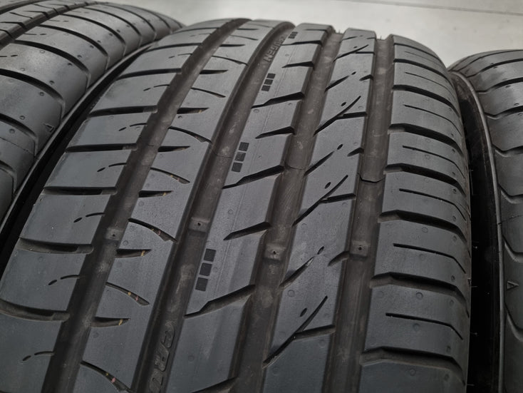 Load image into Gallery viewer, Genuine Range Rover Sport 21 Inch JK62 Silver Wheels and Tyres Set of 4
