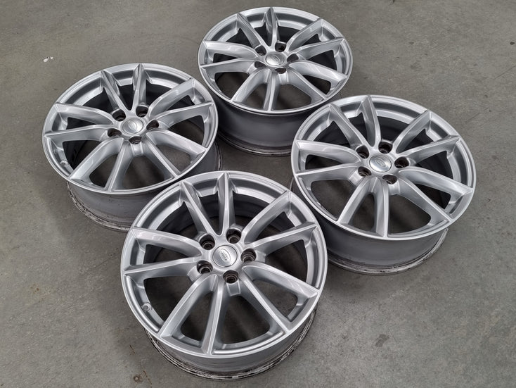 Load image into Gallery viewer, Genuine Range Rover Sport 2018 Silver 19 Inch Alloy Wheels Set of 4
