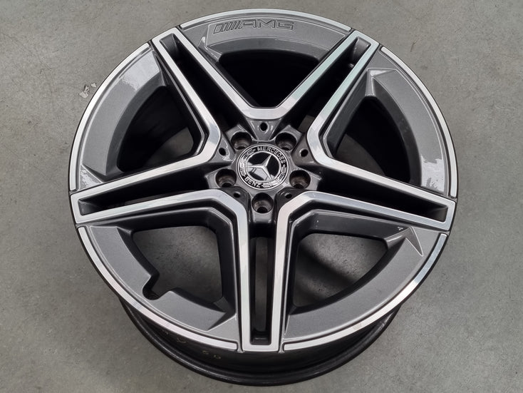 Load image into Gallery viewer, Genuine Mercedes GLE 2021 Model AMG 20 Inch Wheel Spare Rear