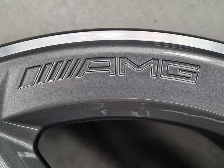 Load image into Gallery viewer, Genuine Mercedes GLE 2021 Model AMG 20 Inch Wheel Spare Rear