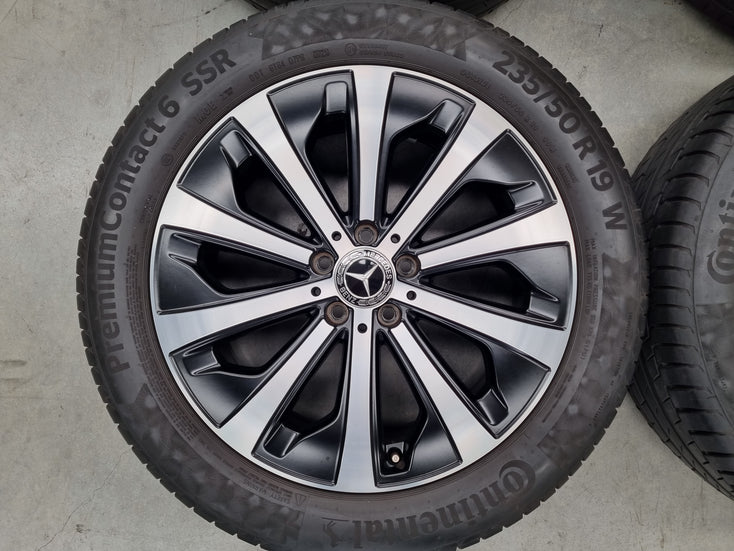 Load image into Gallery viewer, Genuine Mercedes Benz GLB X247 19 Inch Wheels and Tyres Set of 4