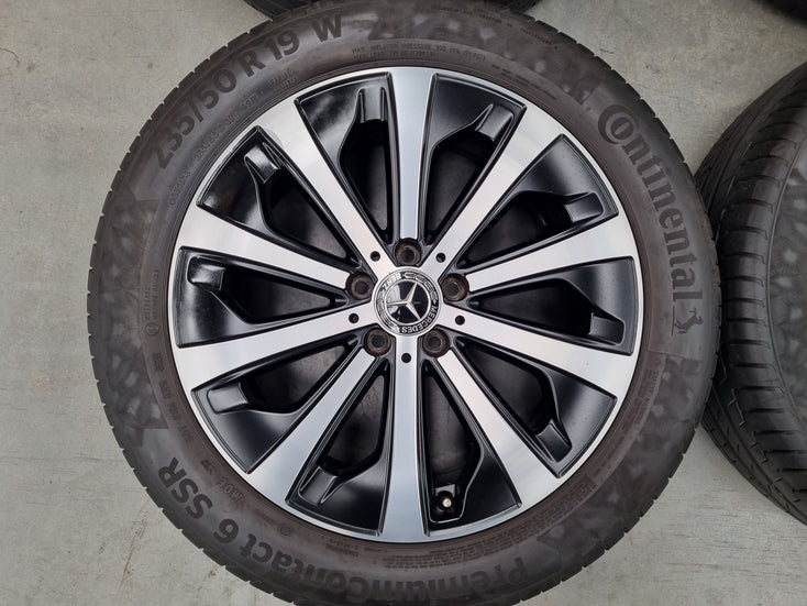 Load image into Gallery viewer, Genuine Mercedes Benz GLB X247 19 Inch Wheels and Tyres Set of 4