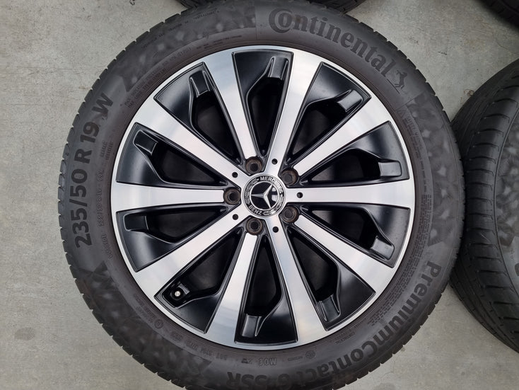 Load image into Gallery viewer, Genuine Mercedes Benz GLB X247 19 Inch Wheels and Tyres Set of 4