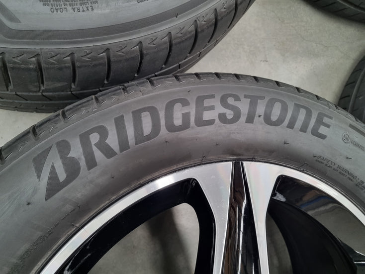 Load image into Gallery viewer, Genuine Mercedes Benz 2020 GLE400 AMG 20 Inch Wheels and Tyres Set of 4