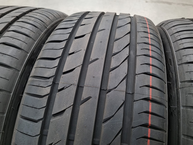 Load image into Gallery viewer, Genuine Mercedes Benz V-Class Viano Vito 19 Inch Wheels and Tyres Set of 4