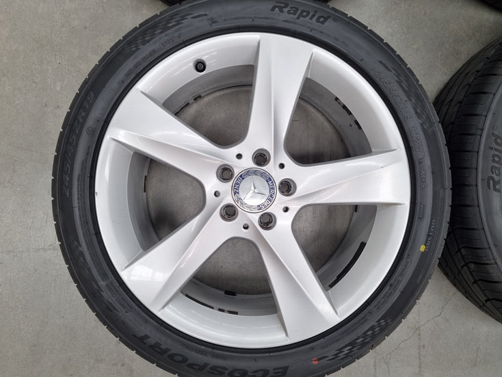 Load image into Gallery viewer, Genuine Mercedes Benz V-Class Viano Vito 19 Inch Wheels and Tyres Set of 4