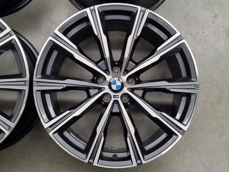 Load image into Gallery viewer, Genuine BMW X5 G05 and X6 G06 Style M740 20 Inch Alloy Wheels Set of 4