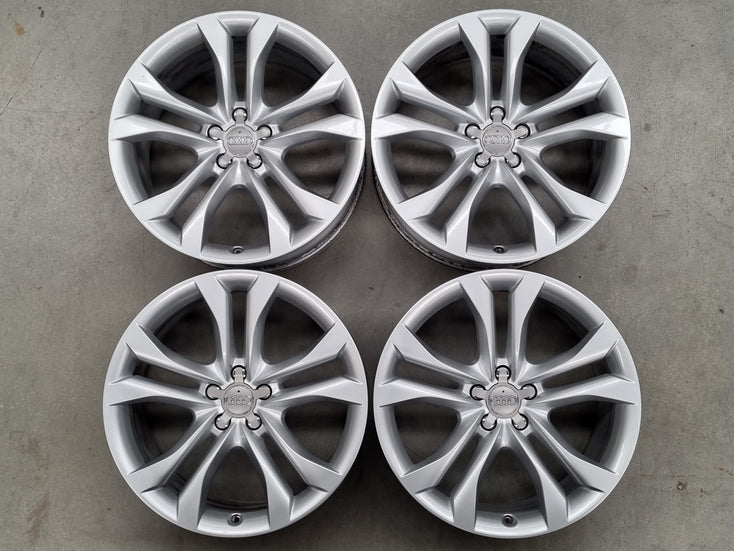 Load image into Gallery viewer, Genuine AUDI SQ5 20 Inch Silver Alloy Wheels Set of 4