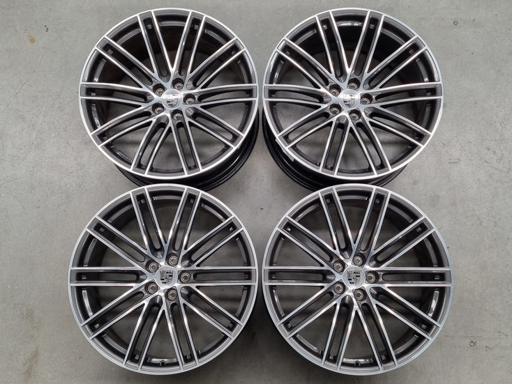 Load image into Gallery viewer, Genuine Porsche Macan 2022 Turbo 21 Inch Wheels Set of 4
