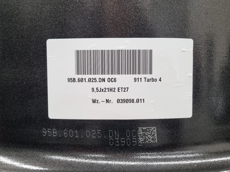 Load image into Gallery viewer, Genuine Porsche Macan 2022 Turbo 21 Inch Wheels Set of 4