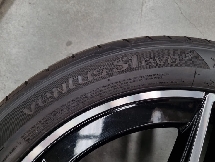 Load image into Gallery viewer, Genuine Mercedes Benz AMG A250 W177 18 Inch Wheels and Tyres Set of 4