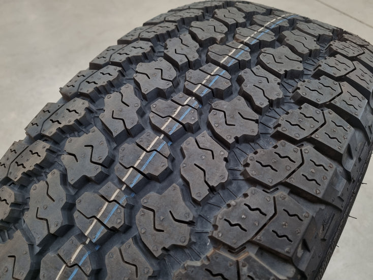 Load image into Gallery viewer, Genuine Land Rover Defender L663 Steel White 18 Inch Wheels and Tyres Set of 5