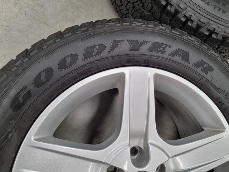 Load image into Gallery viewer, Genuine Land Rover Defender L663 Silver 20 Inch Wheels and Tyres Set of 5