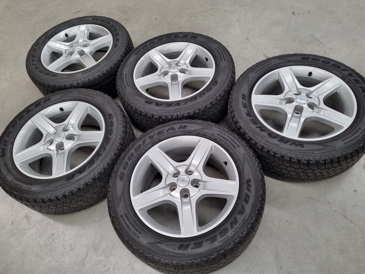 Load image into Gallery viewer, Genuine Land Rover Defender L663 Silver 20 Inch Wheels and Tyres Set of 5