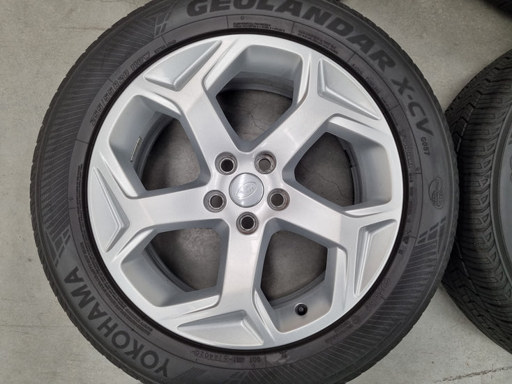 Load image into Gallery viewer, Genuine Range Rover Sport 2021 20 Inch Silver Wheels and Tyres Set of 4