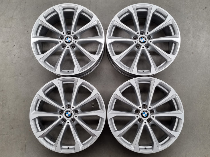 Load image into Gallery viewer, Genuine BMW X7 G07 Style 750 20 Inch Silver Alloy Wheels Set of 4