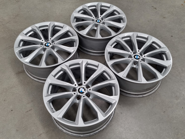 Load image into Gallery viewer, Genuine BMW X7 G07 Style 750 20 Inch Silver Alloy Wheels Set of 4
