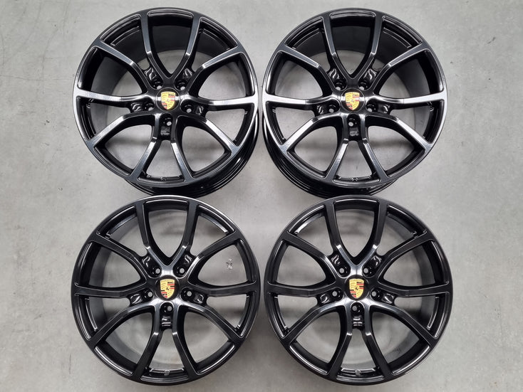 Load image into Gallery viewer, Genuine Porsche Cayenne 2020 Turbo 21 Inch Black Wheels Set of 4