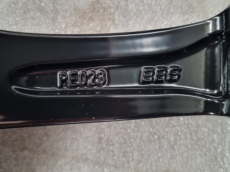 Load image into Gallery viewer, Genuine Porsche Cayenne 2020 Turbo 21 Inch Black Wheels Set of 4
