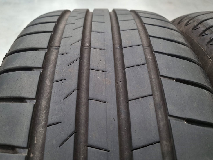 Load image into Gallery viewer, Genuine AUDI Q3 F3 Model 18 Inch Wheels and Tyres Set of 4