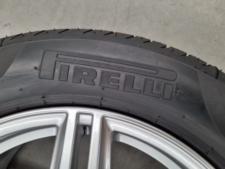 Load image into Gallery viewer, Genuine Porsche Cayenne 19 Inch Wheels and Pirelli Tyres Set of 4