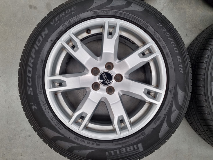 Load image into Gallery viewer, Genuine Range Rover Evoque BJ32 18 Inch Wheels and Tyres Set of 4