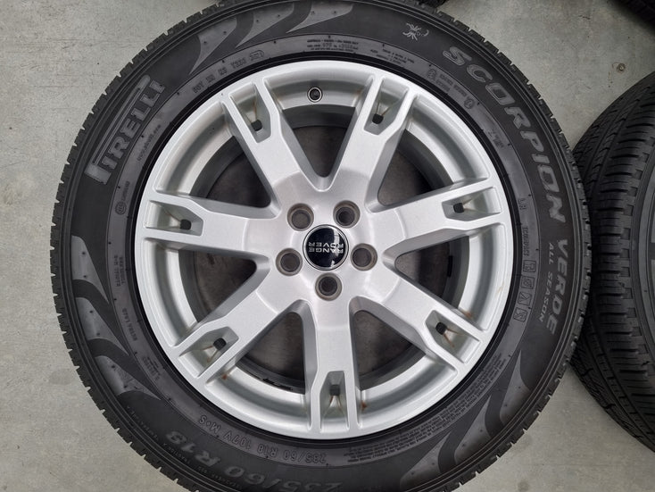 Load image into Gallery viewer, Genuine Range Rover Evoque BJ32 18 Inch Wheels and Tyres Set of 4