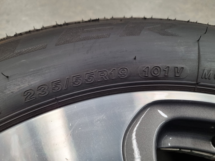 Load image into Gallery viewer, Genuine Mercedes Benz GLC250 X253 19 Inch Wheels and Tyres