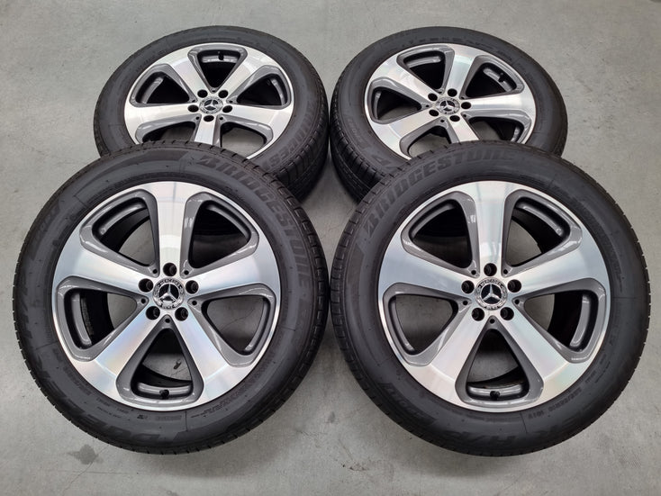 Load image into Gallery viewer, Genuine Mercedes Benz GLC250 X253 19 Inch Wheels and Tyres