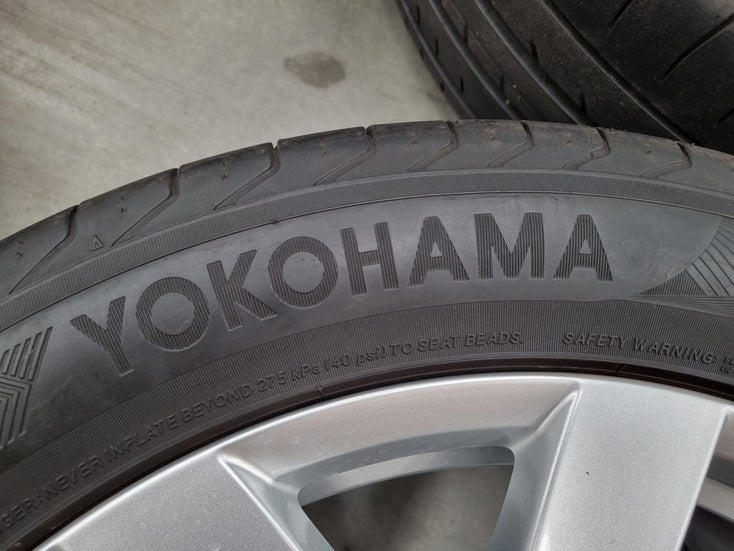 Load image into Gallery viewer, Genuine Volkswagen Touareg CR 20 Inch Wheels and Tyres Set of 4