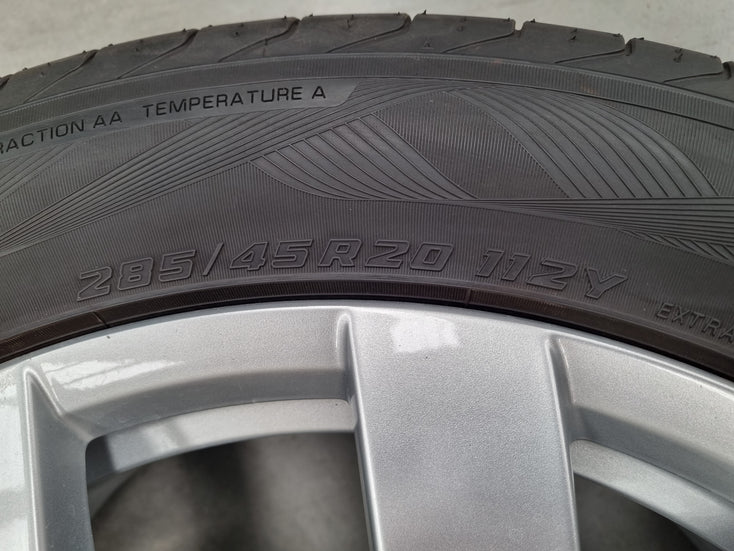 Load image into Gallery viewer, Genuine Volkswagen Touareg CR 20 Inch Wheels and Tyres Set of 4