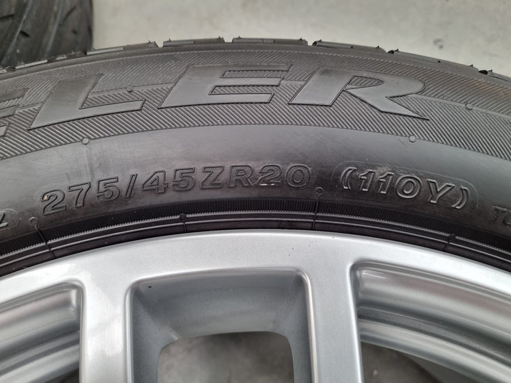 Load image into Gallery viewer, Genuine Porsche Cayenne 2021 Sport 20 Inch Wheels and Tyres Set of 4