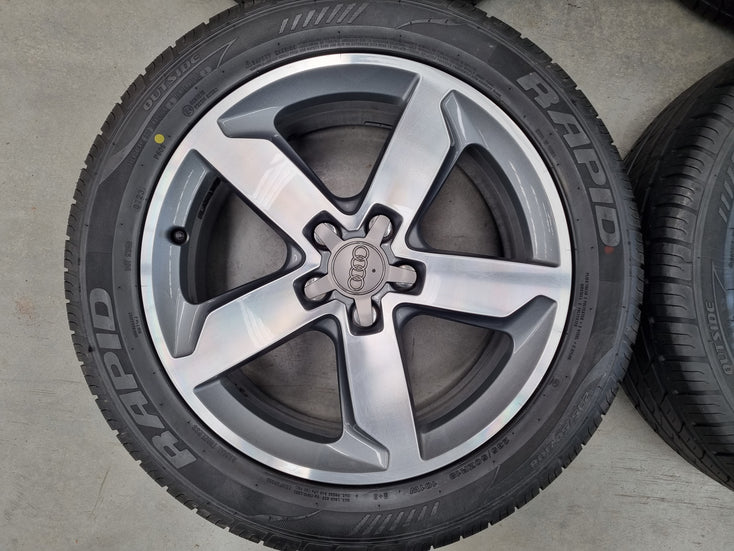 Load image into Gallery viewer, Genuine AUDI Q3 18 Inch Wheels and New Tyres Set of 4