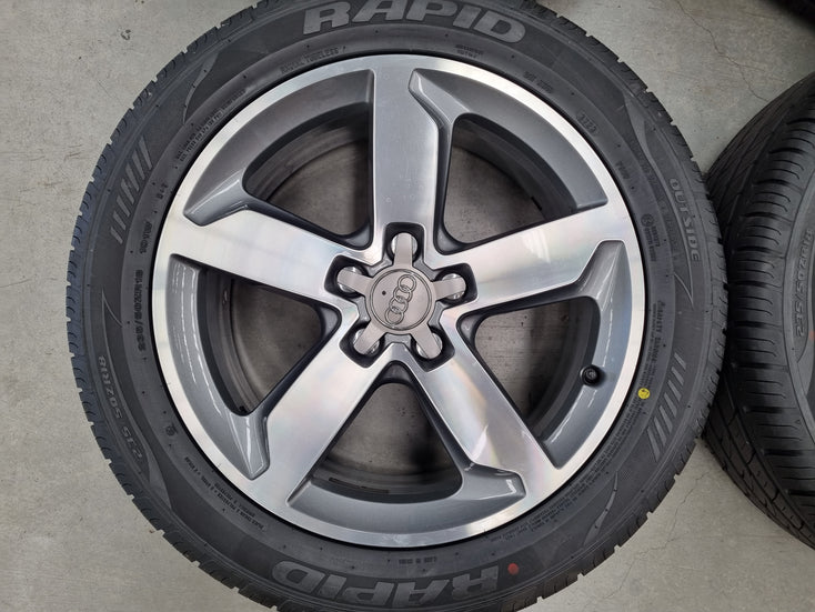 Load image into Gallery viewer, Genuine AUDI Q3 18 Inch Wheels and New Tyres Set of 4