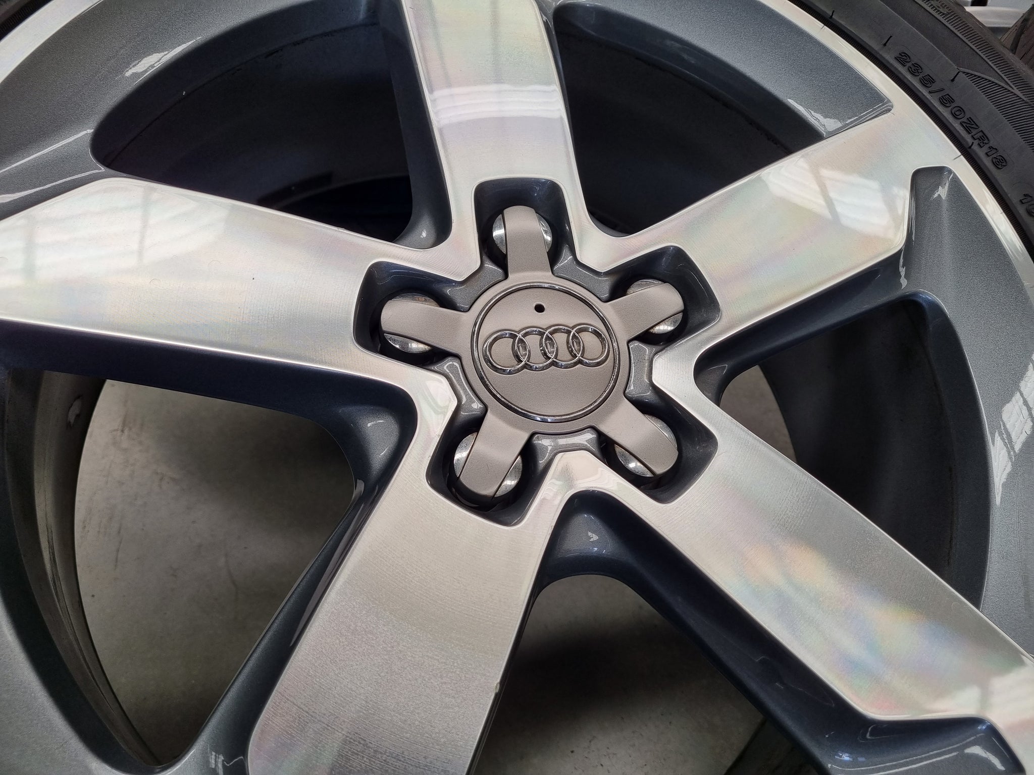 Genuine AUDI Q3 18 Inch Wheels and New Tyres Set of 4 – Wheel Dealer