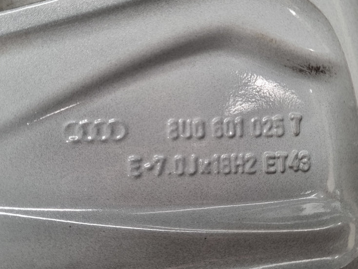 Load image into Gallery viewer, Genuine AUDI Q3 18 Inch Wheels and New Tyres Set of 4