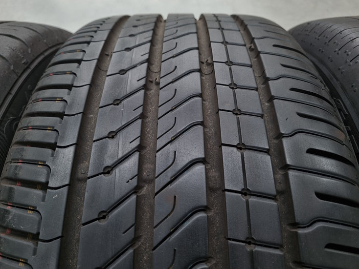 Load image into Gallery viewer, Genuine Porsche 987 Boxster 17 Inch Wheels and Tyres Set of 4